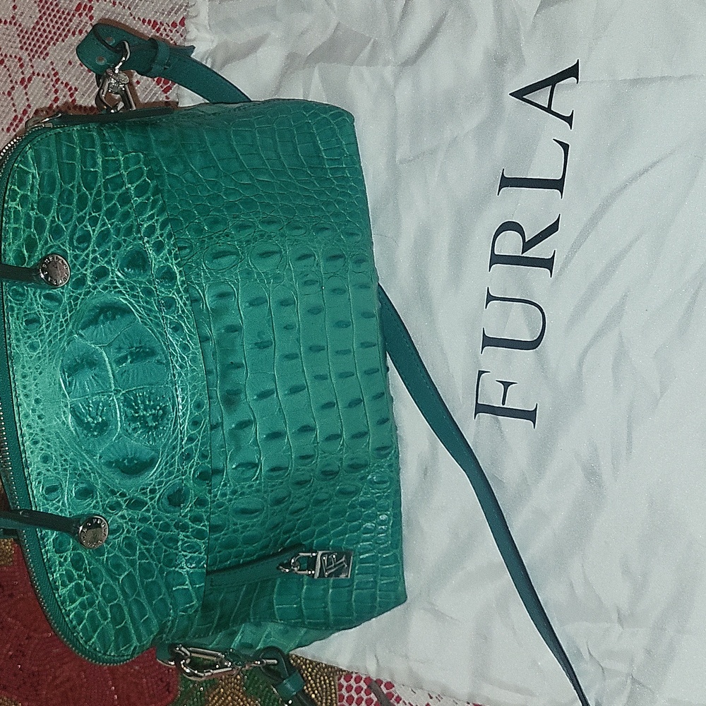 FURLA  Green Crocodile Embossed Leather Cross Body - Picture 6 of 8